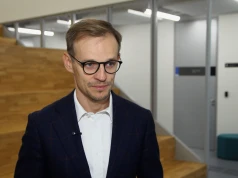 Młode pokolenie najostrzej krytykuje polskie szkoły. System nie uczy praktycznych umiejętności