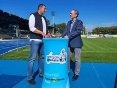 Widok na trybuny. Sport dla każdego, obiekty MOSiR-u służą mieszkańcom Torunia