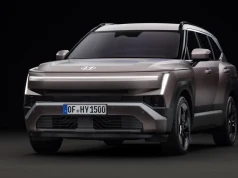 Nowy Hyundai Tucson. 695 litrów bagażnika i hybryda do 292 KM.