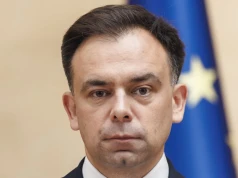 PiS chce głowy Domańskiego. Czarnek straszy "mrożeniem wszystkiego"