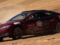 Ta Tesla z 2013 r. pokonała 3 mln km, a ostatni mln – w 2,5 roku. Historia napraw zaskakuje