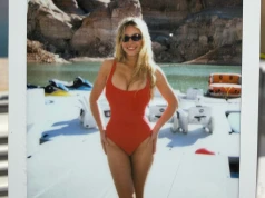 Sydney Sweeney jak Pamela Anderson! Wskoczyła w czerwony kostium i ruszyła nad wodę