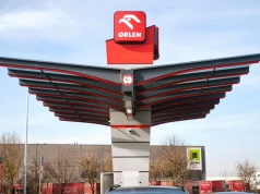Grozi nam diesel po 10 zł nawet po obniżce cen paliw. Rząd może już nie mieć nad tym kontroli