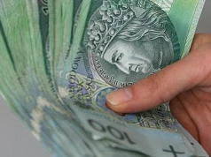Koszt obniżki akcyzy i VAT na paliwa to ponad 5,36 mld zł