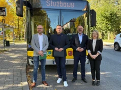 Dzięki bezpłatnej komunikacji więcej ludzi płaci za śmieci