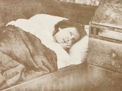 Szwedka zasnęła jako 14-latka. Obudziła się po 32 latach