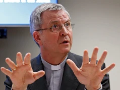 Belgijski biskup ponawia starania o dopuszczenie żonatych mężczyzn do święceń kapłańskich