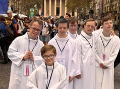 Zamiast o zdjęcie poprosili papieża o „pracę”