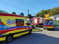 Ewakuacja w Biedronce pod Częstochową. Cztery kobiety potrzebowały pomocy, jedna trafiła do szpitala