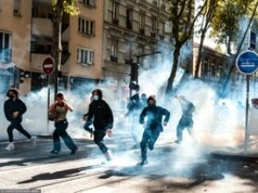 Protesty uczniów we Francji. Szef paryskiej policji wzywa do spokoju