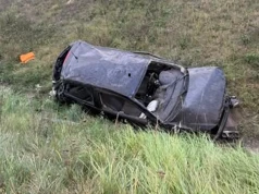 Poważny wypadek na S3. Dachowała osobówka. Dwie osoby walczą o życie