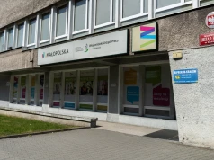 Staż z urzędu pracy to szansa na etat. Można dostać 2854 zł stypendium i dni wolne