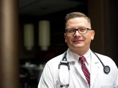Nie wystarczy obniżyć cholesterol. Prof. Krzysztof Chlebus: „Trzeba działać na dwa fronty”