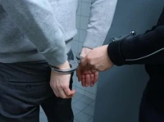 4 kilogramy narkotyków w mieszkaniu 38-latka ze Zgierza. Mężczyzna odpowie za uprawę marihuany