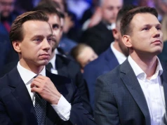 Za kulisami Konfederacji wrze. Mentzenowiec: Idziemy na dno z naszym liderem
