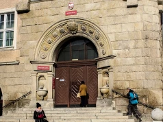 445 pustostanów w Olsztynie. Miasto płaci za ich utrzymanie, a najemcom nie daje drogi do wykupu