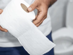 Znika z półek błyskawicznie. Polacy zastępują tym papier toaletowy. Zdrowiej i taniej