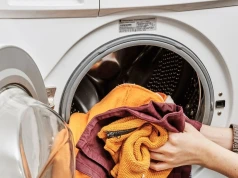 W pralce stoi woda? Sprawdź, dlaczego nie odwirowuje prania