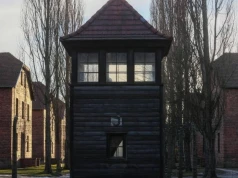 Film, fotografia, tekst lub praca plastyczna. Muzeum Auschwitz ogłosiło konkurs dla uczniów