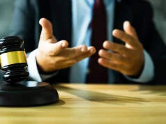 Jak odziedziczyć spadek po współmałżonku? Sam akt zgonu nie wystarczy, trzeba spełnić te warunki