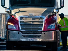 Trump znosi podatek na czerwony diesel. Kierowcy mają oszczędzać ponad 100 USD na tankowaniu