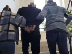 Potrącił młodą kobietę w Piastowie i odjechał. Policja zatrzymała kierowcę