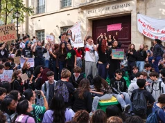 Rozpoczęły się akcje przed liceami przed oczekiwanym „trzecim aktem” protestów