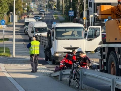 Groźnie wyglądające zdarzenie na Międzyrzeckiej. Młoda dziewczyna pod kołami ciężarówki
