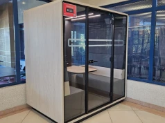 Cisza na wyłączność w Bibliotece UŁ. Studenci mogą korzystać z kabin akustycznych