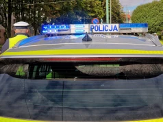 29 zawiadomień o ładunkach wybuchowych w Tychach. Ewakuowano jedną szkołę