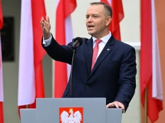 Nawrocki z najważniejszymi ministrami na gali boksu. Każdy miał swój powód