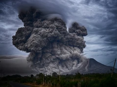 Rosjanie knują, jak wykończyć USA. Superwulkan pod Yellowstone, olbrzymie fale tsunami
