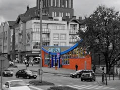 Stoi tu 60 lat, teraz trafił na sprzedaż. O kultowy dom handlowy walczy nawet zagranica