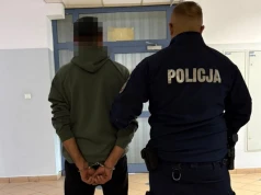 Ukrywał się przed wymiarem sprawiedliwości – został zatrzymany przez policjantów z Czosnowa