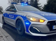 Wyprzedził na przejściu dla pieszych… nieoznakowany radiowóz. Chwilę później wyszło na jaw, że nie ma uprawnień