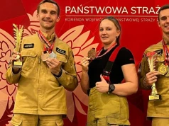 Worek medali poznańskich strażaków w Sky Tower Run!