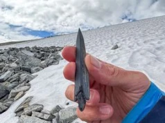 Norwegia: Topniejący lód odsłania strzały z epoki kamienia