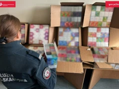 Akcja skarbówki w bydgoskiej sortowni. Przejęto nielegalne e-papierosy i liquidy
