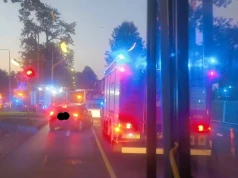 Jedna osoba trafiła do szpitala po wypadku z udziałem autobusu