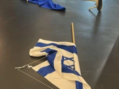 Burza w Parlamencie Europejskim. Flagi Izraela i UE zerwane z wystawy