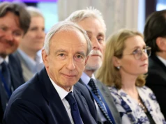Władysław Teofil Bartoszewski zrzekł się immunitetu