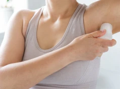 Unikasz aluminium w antyperspirancie? Dermatolożka: Rozumiem, dlaczego ta obawa wraca