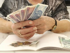 288 zł dodatku do emerytury co miesiąc. Z tego świadczenia mogą skorzystać dwie grupy seniorów