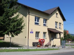 Mało uczniów w Hucisku-Pewelce