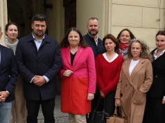 Opozycja we Wrocławiu jednoczy siły, znów zbiera podpisy i chce cofnięcia podwyżek