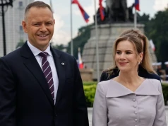 Zapytali seniorki o Nawrockiego. „Ta żona nie pasuje do niego”