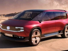 Renault E-Space, koncepcyjny Renault Espace E-Tech Electric na salonie w Paryżu. Ale przecież „ludzie nie chcą vanów”?