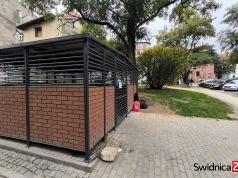 Śmietnik w zabytkowym centrum Świdnicy przestanie straszyć?