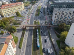 Koniec popularnej kładki dla pieszych nad ulicą Legnicką we Wrocławiu. Wkrótce rozbiórka