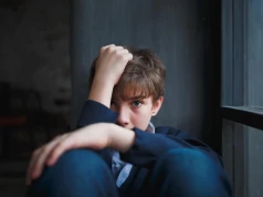 5 błędów wychowawczych, które niszczą pewność siebie twojego dziecka. Przed tym ostrzegają psychologowie